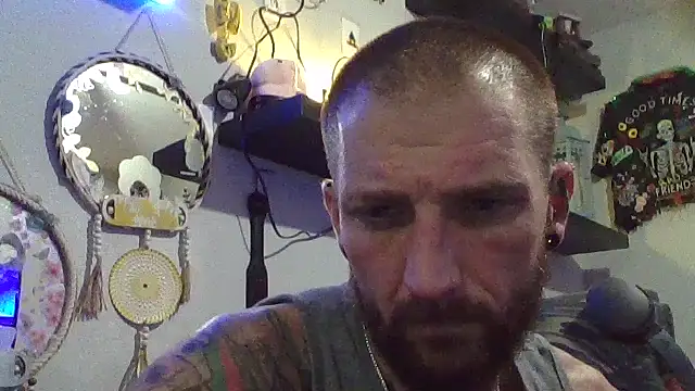 Snapshot of F_D_R_ chatting on February 17, 2026, 5:59 am F D R online show from February 17, 2026, 5:59 am