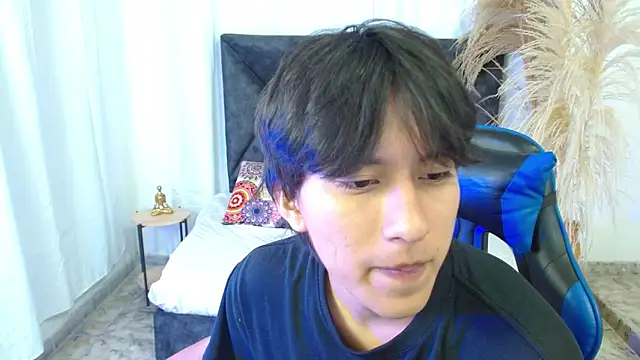 nikoo 18 online show from February 25, 2026, 1:43 pm