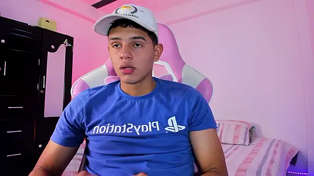 Snapshot of Adrian_Prime_ chatting on February 13, 2026, 6:48 pm Adrian Prime online show from February 13, 2026, 6:48 pm