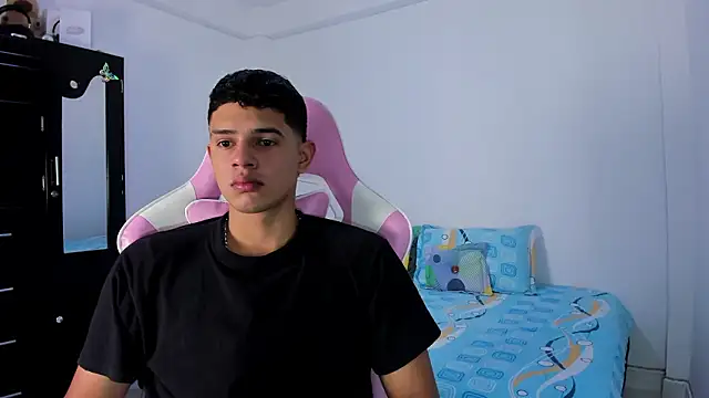 Snapshot of Adrian_Prime_ chatting on February 27, 2026, 7:14 pm Adrian Prime online show from February 27, 2026, 7:14 pm