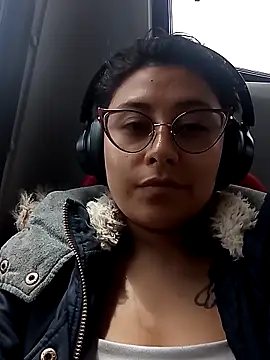 Juliexxxxtasy online show from February 16, 2026, 5:20 pm