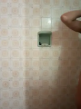 Chloe Miller 2 online show from April 15, 2026, 6:15 pm