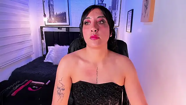 ladyraing online show from February 7, 2026, 3:10 am