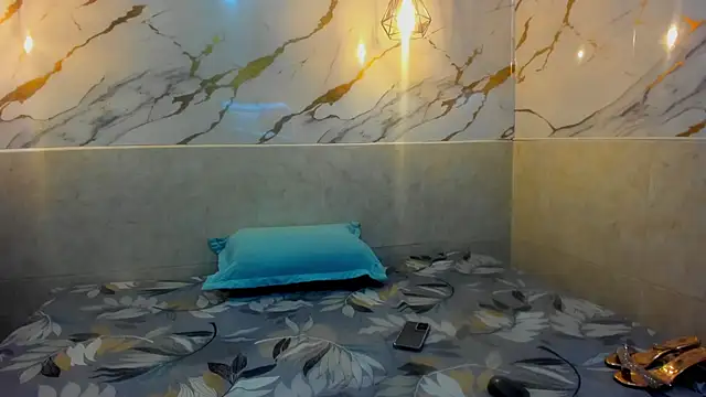 Snapshot of _Nadiiaa chatting on February 5, 2026, 11:48 am Nadiiaa online show from February 5, 2026, 11:48 am