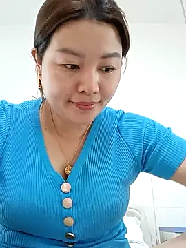 Jennie dogy online show from April 11, 2026, 1:21 am