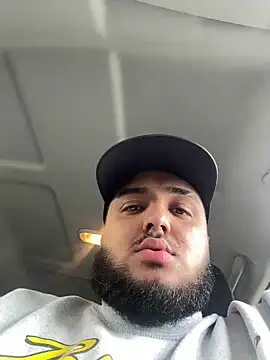 Snapshot of jose_vnzla chatting on March 3, 2026, 9:21 pm jose vnzla online show from March 3, 2026, 9:21 pm