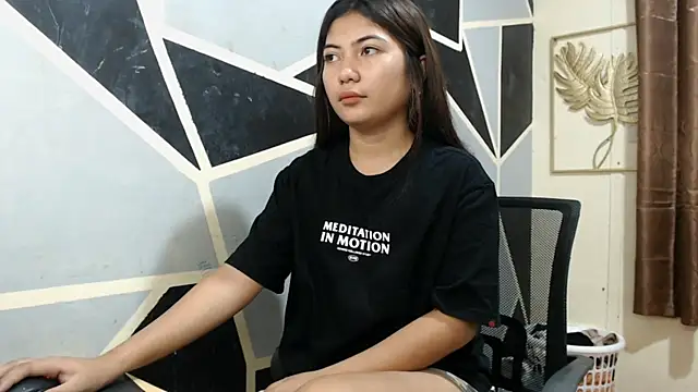 Jam morena  online show from April 3, 2026, 12:52 am