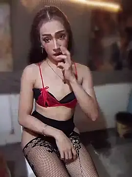 Snapshot of GeorginaLove09 chatting on May 19, 2026, 4:46 pm GeorginaLove09 online show from May 19, 2026, 4:46 pm