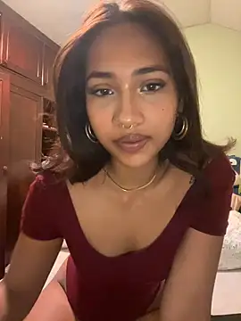 lyla luv online show from March 7, 2026, 9:56 pm