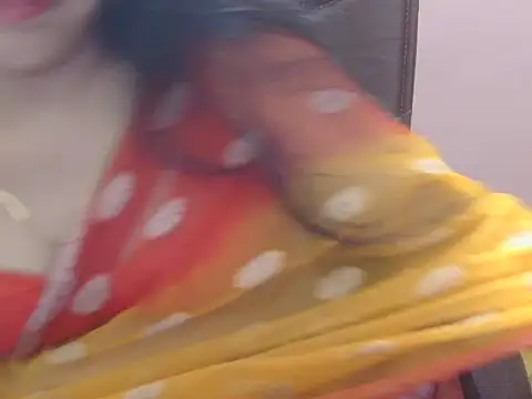 Cute Sheetal online show from March 28, 2026, 12:38 pm