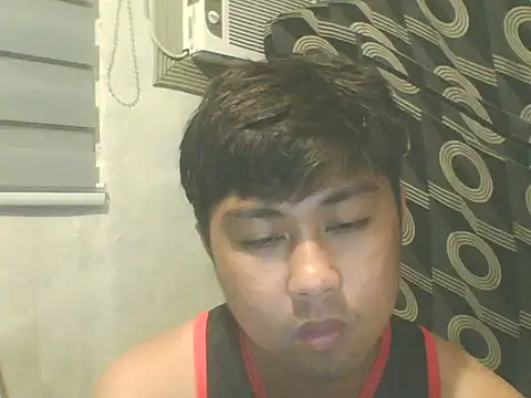 Snapshot of mattyXthridy chatting on June 14, 2026, 11:56 am mattyXthridy online show from June 14, 2026, 11:56 am