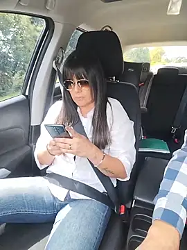 Lyonette reading1 online show from March 3, 2026, 3:40 pm