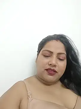 Indian AngelPriyanka123 online show from June 5, 2026, 6:24 pm