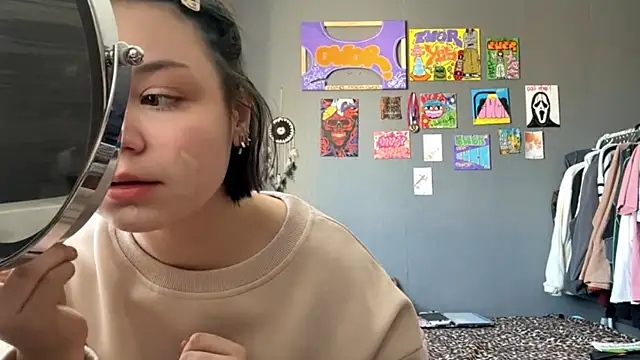 AngelLune online show from March 7, 2026, 11:18 am