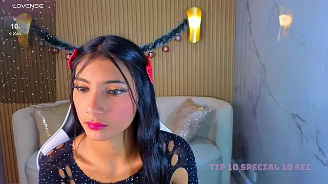 Snapshot of Perla_Moon_Tx chatting on February 9, 2026, 4:22 pm Perla Moon Tx online show from February 9, 2026, 4:22 pm