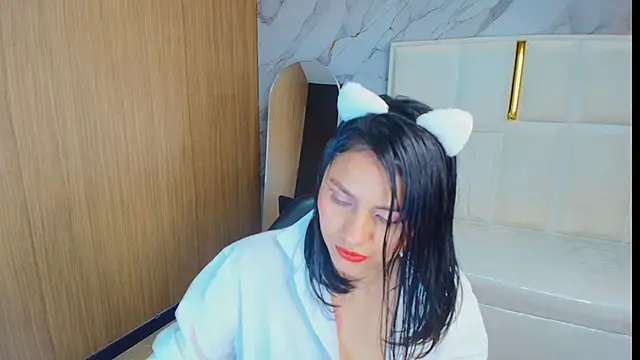 rox luxury tf online show from April 1, 2026, 1:34 pm