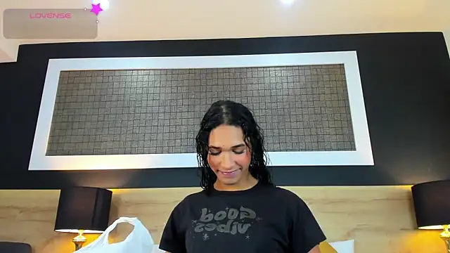 Chloee  Adams online show from March 12, 2026, 1:06 pm