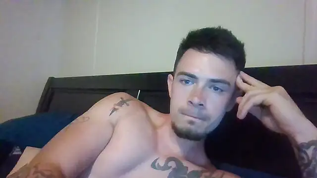 midnightsinz online show from April 26, 2026, 11:57 pm