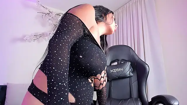 Jimena Adams online show from March 27, 2026, 9:14 pm