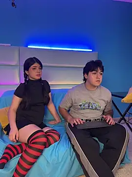 EmilyAndAndrew online show from February 16, 2026, 3:46 am