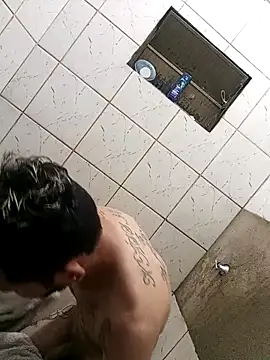 Snapshot of Branquinho-k chatting on February 13, 2026, 12:28 am Branquinho-k online show from February 13, 2026, 12:28 am