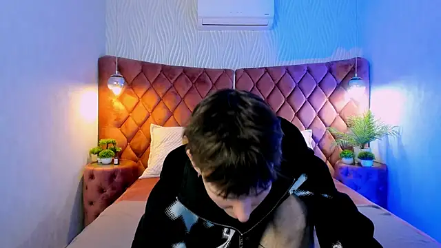 PackBev online show from February 13, 2026, 7:54 pm