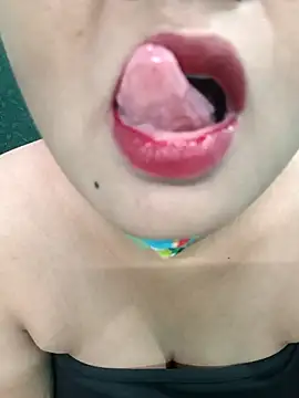 Tamilkannadacouple online show from March 19, 2026, 5:22 am