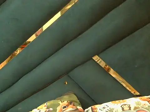 GangbangCouple online show from April 5, 2026, 10:01 am