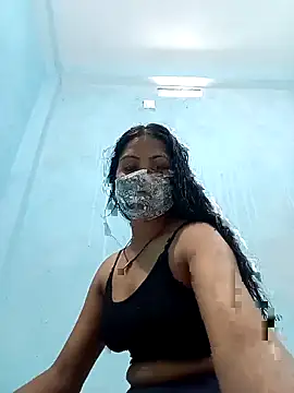 hotcoolcool2 online show from March 15, 2026, 4:29 am