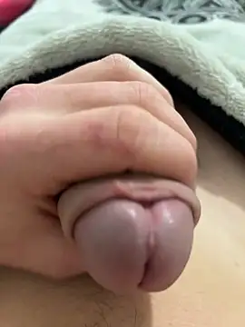 Snapshot of enormebitedu31 chatting on February 9, 2026, 9:08 pm enormebitedu31 online show from February 9, 2026, 9:08 pm