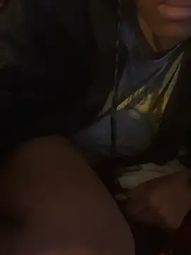 Snapshot of browncutie7 chatting on February 19, 2026, 12:06 am browncutie7 online show from February 19, 2026, 12:06 am