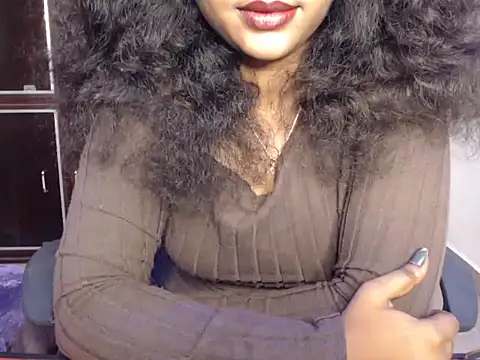 Snapshot of VixenNandhu chatting on April 30, 2026, 7:42 pm VixenNandhu online show from April 30, 2026, 7:42 pm