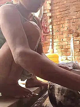 Sweet-runi online show from March 3, 2026, 4:40 am