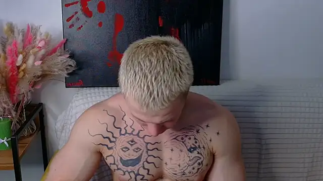 SterlingNoir online show from February 19, 2026, 10:33 am