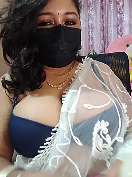 Snapshot of Lovely-Lina7 chatting on June 8, 2026, 11:38 pm Lovely-Lina7 online show from June 8, 2026, 11:38 pm