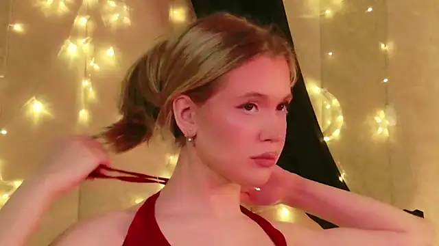 Beckie White online show from April 4, 2026, 8:50 pm