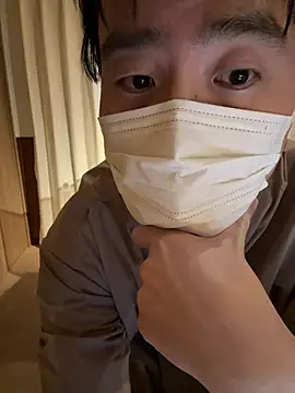 shizuku-kun211 online show from March 16, 2026, 4:44 pm