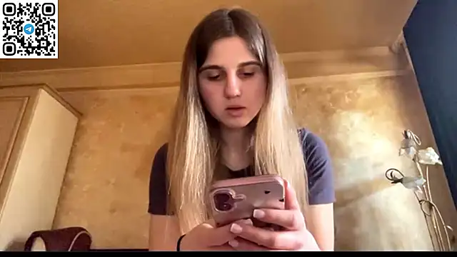 LovelySilk 63 online show from March 27, 2026, 10:04 am