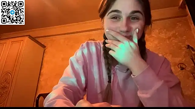 LovelySilk 63 online show from April 12, 2026, 6:35 pm