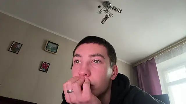 MoonlightVera online show from February 24, 2026, 1:31 pm