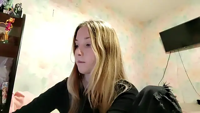 TiaBIanks online show from March 11, 2026, 9:48 am