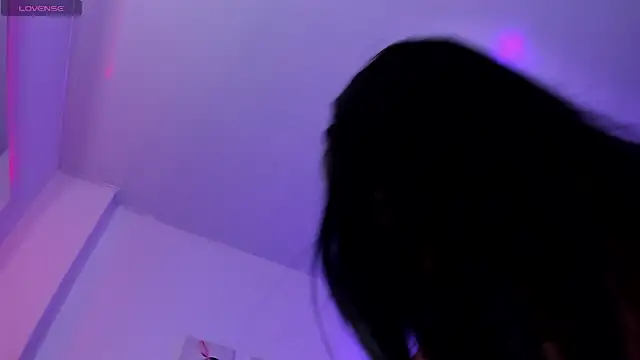 Madison Rosee online show from April 18, 2026, 12:36 am