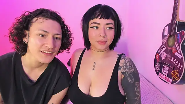 Snapshot of Aria_x_Orien_ chatting on February 13, 2026, 4:36 pm Aria x Orien online show from February 13, 2026, 4:36 pm