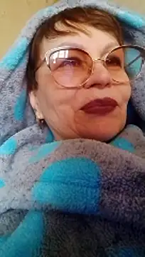 Snapshot of SophieBurns chatting on March 3, 2026, 10:10 am SophieBurns online show from March 3, 2026, 10:10 am