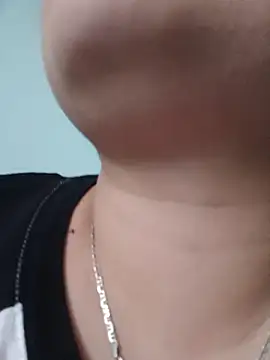 MajoArias online show from April 3, 2026, 8:29 pm