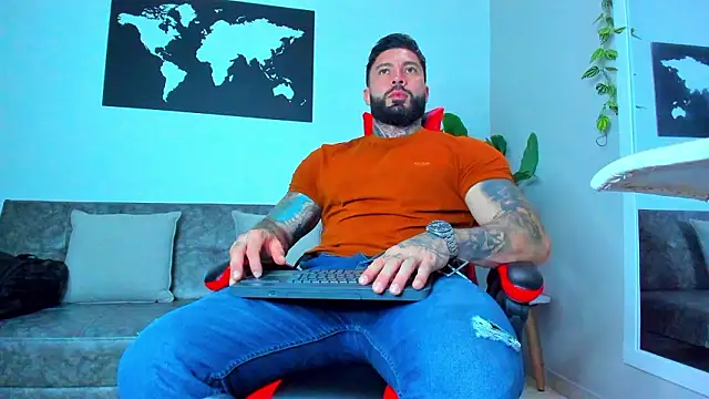 Alessrose online show from March 5, 2026, 7:21 pm