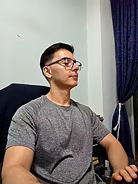 Snapshot of Coddy_maxx69 chatting on February 28, 2026, 2:45 am Coddy maxx69 online show from February 28, 2026, 2:45 am