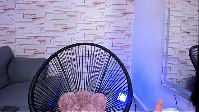 akira shaunk online show from April 7, 2026, 3:23 pm