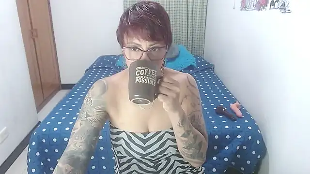 Charlotte gray  online show from April 21, 2026, 11:07 pm