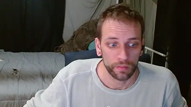 cguffey2284 online show from February 19, 2026, 3:24 am